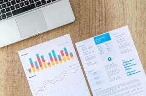 Human Expertise vs AI
